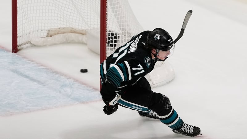 Celebrini's spin-o-rama goal helps him become fastest Sharks player to 50 points