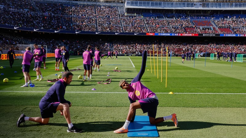 Fans watch as Barcelona trains for first time at remodeled Camp Nou